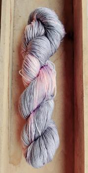 WolleSeide Pfützenballerina-Fingering-Schurwolle/Seide