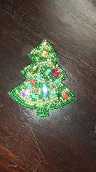 Preview: Brosche Tannenbaum