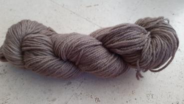 DK Pur Wallnuss-Schurwolle non superwash