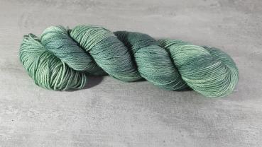 Herzwolle Jagdgrün-Fingering- Schurwolle superwash