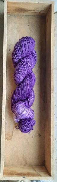 Herzwolle Lilapur-Fingering-Schurwolle superwash